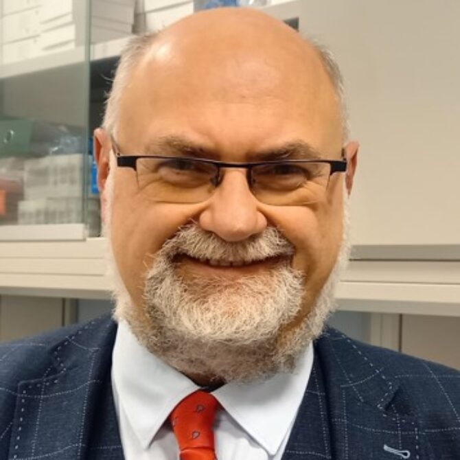 Prof. dr hab. Grzegorz Węgrzyn wybrany członkiem European Academy of Microbiology